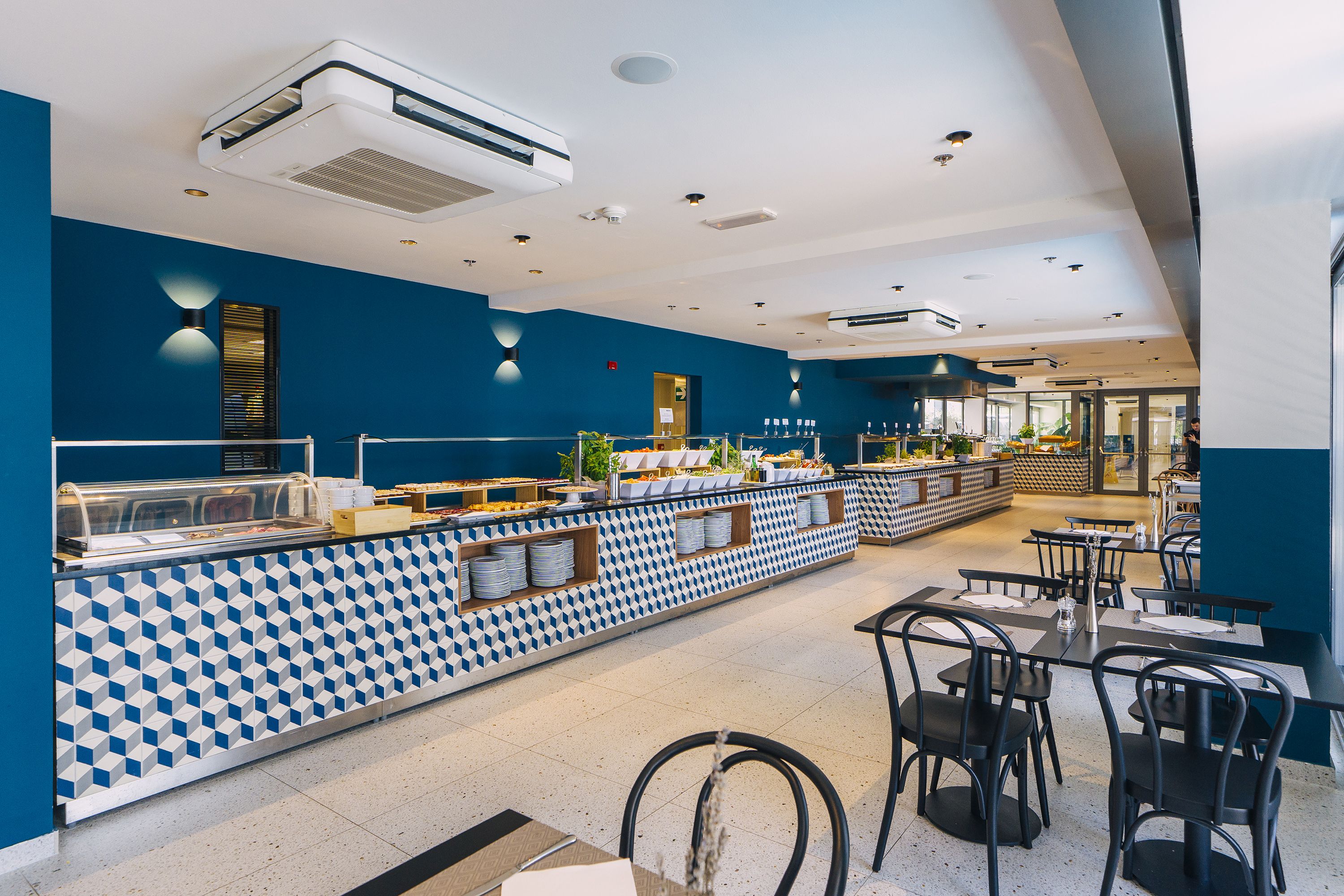 Morenia Beach Resort 4