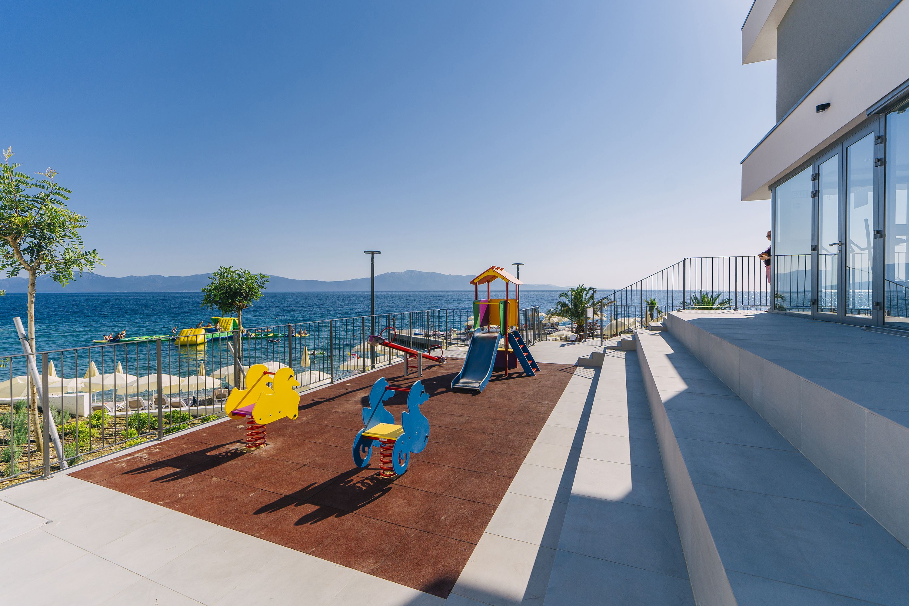 Morenia Beach Resort 16