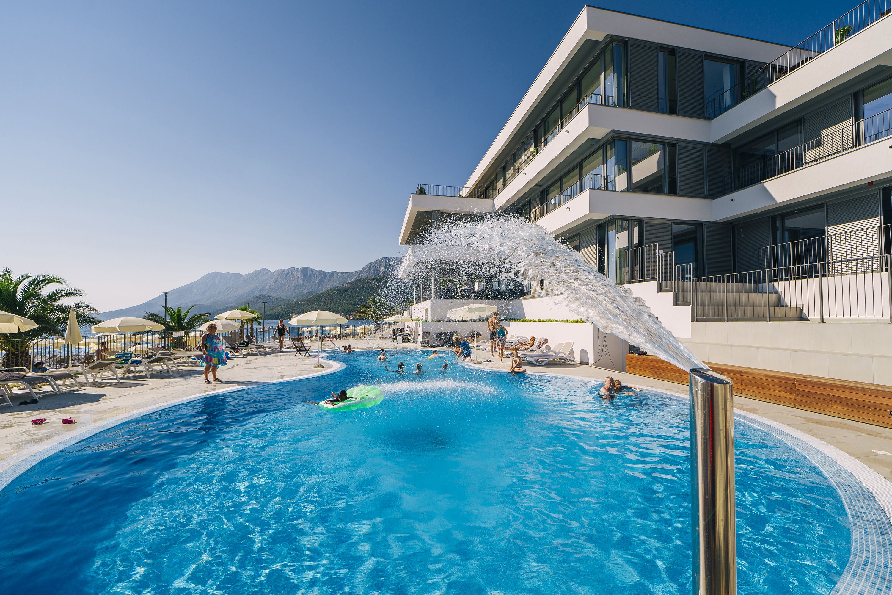 Morenia Beach Resort 17