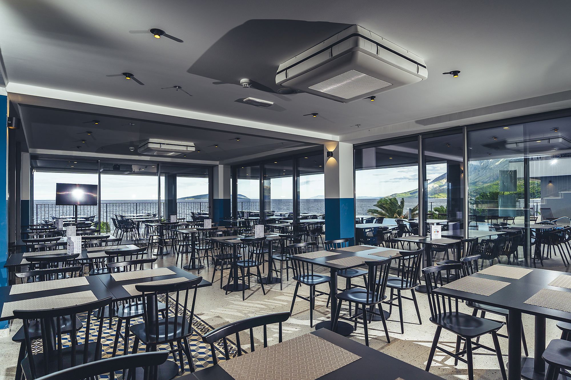 Morenia Beach Resort 9