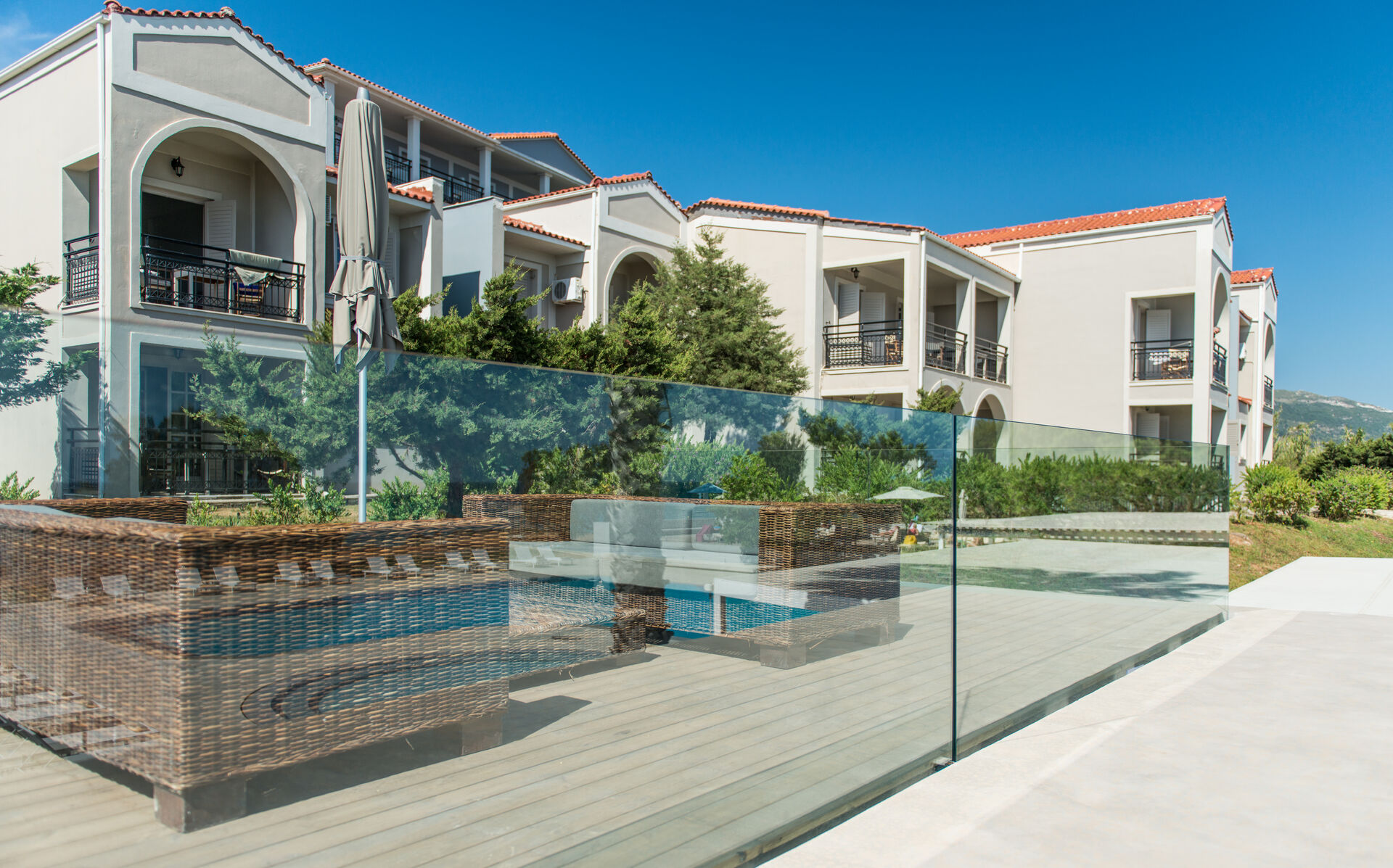 The Bay Hotel + Suites 3