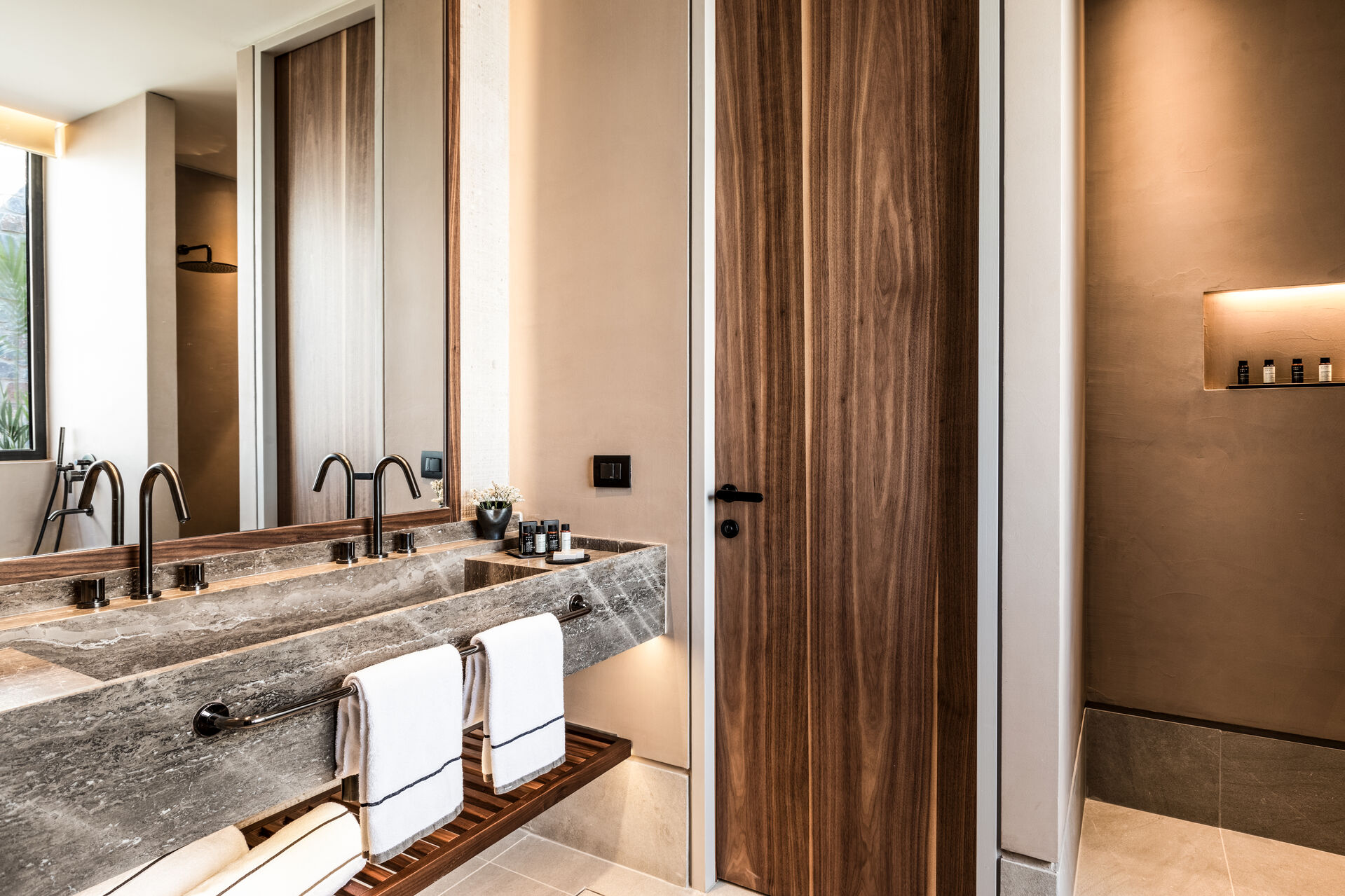 Domes of Elounda, Autograph Collection 9