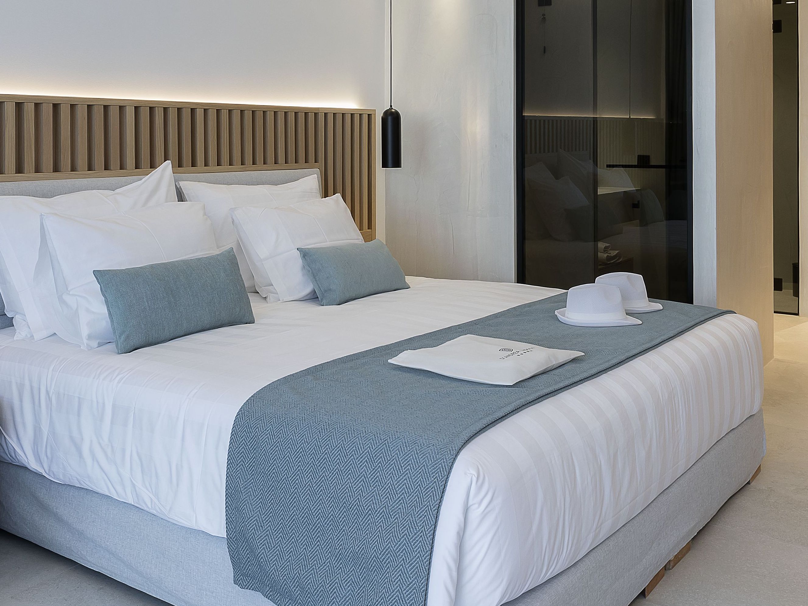 Hotel D'Andrea Lagoon All Suites 19