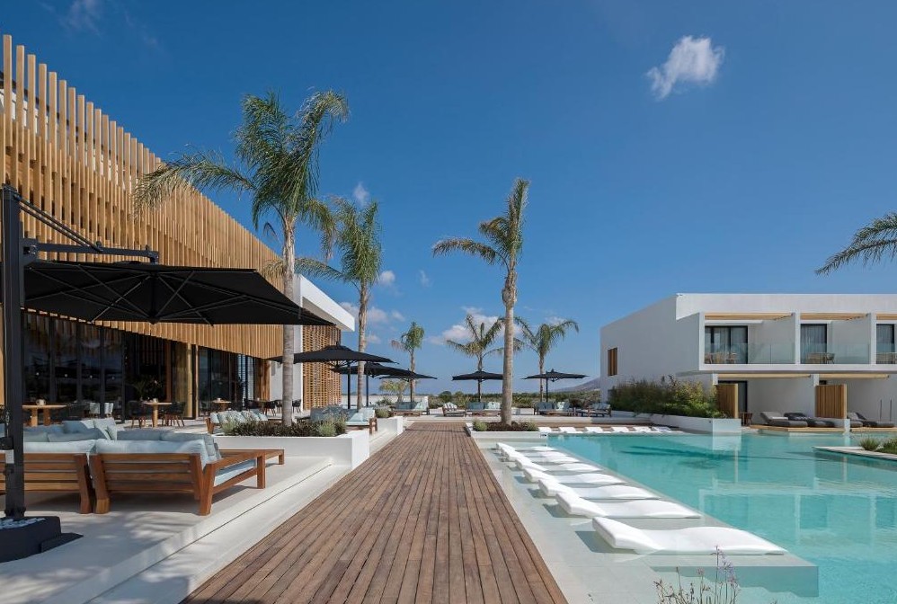 Hotel D'Andrea Lagoon All Suites 2