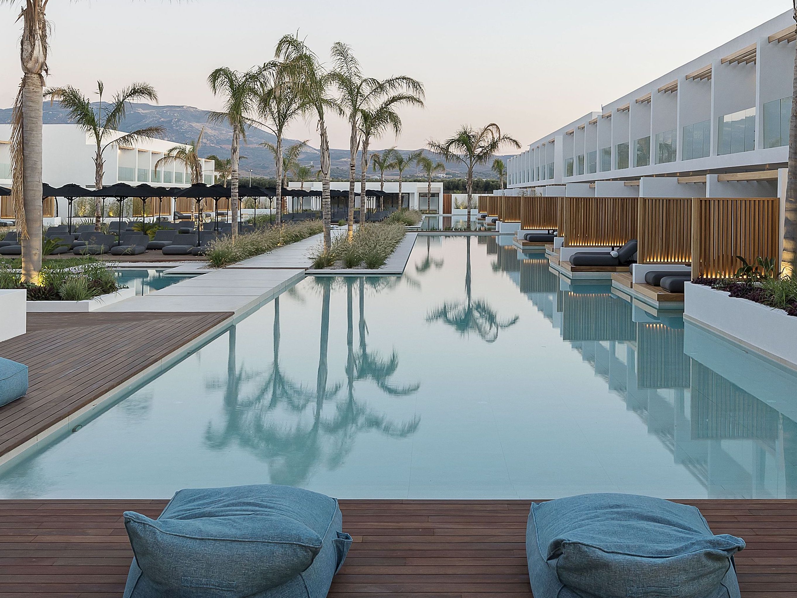 Hotel D'Andrea Lagoon All Suites 3