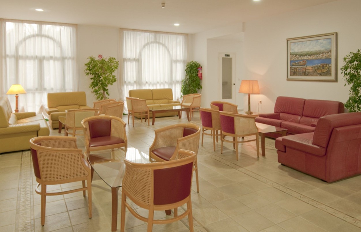 Alexandra Beach Hotel 2