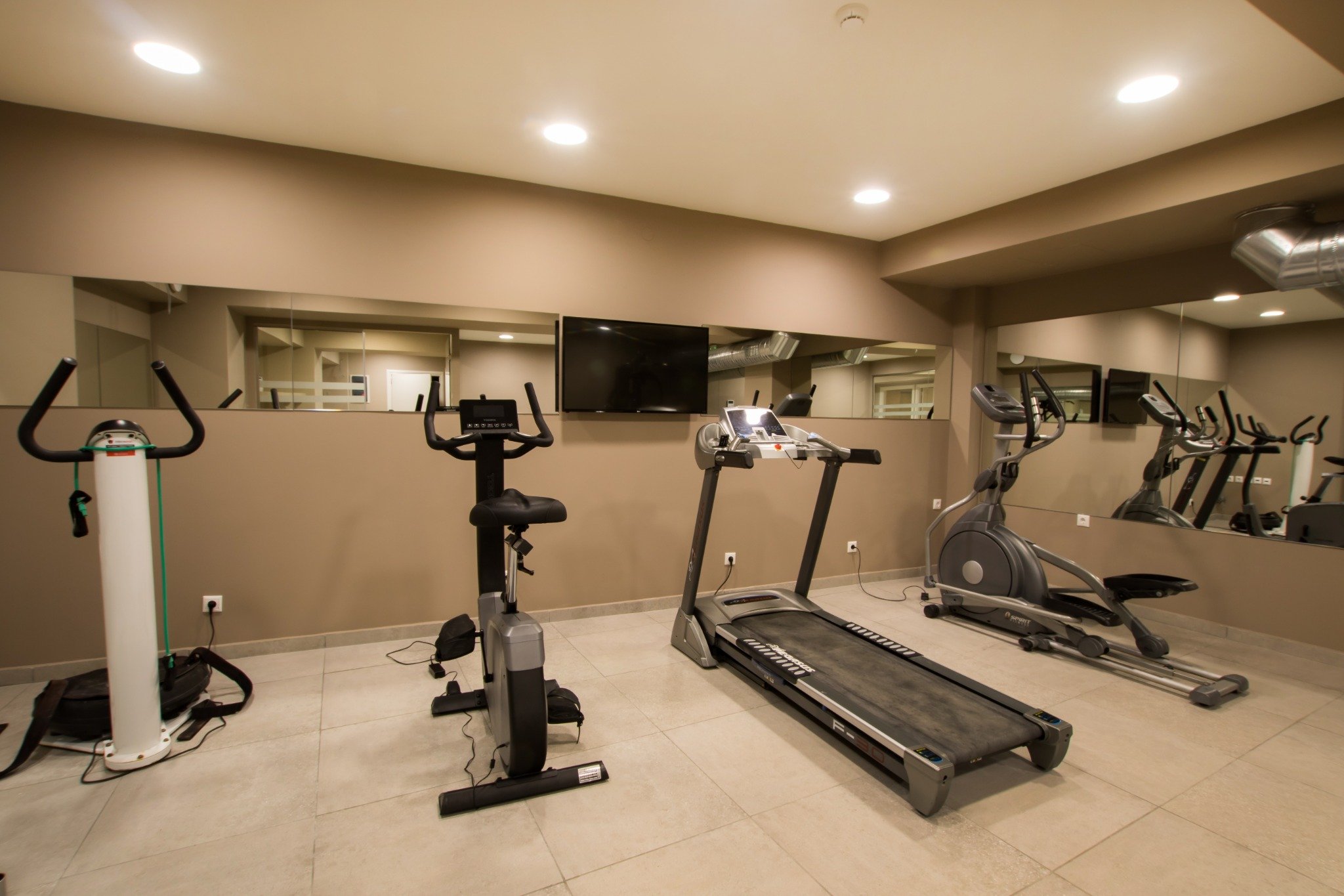 Parasol Luxury Hotel & Suites  14