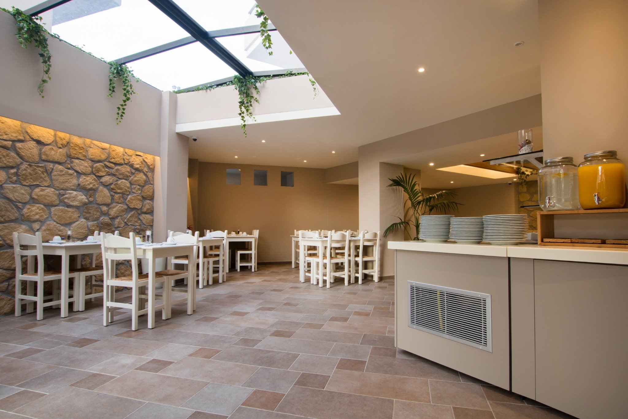 Parasol Luxury Hotel & Suites  18