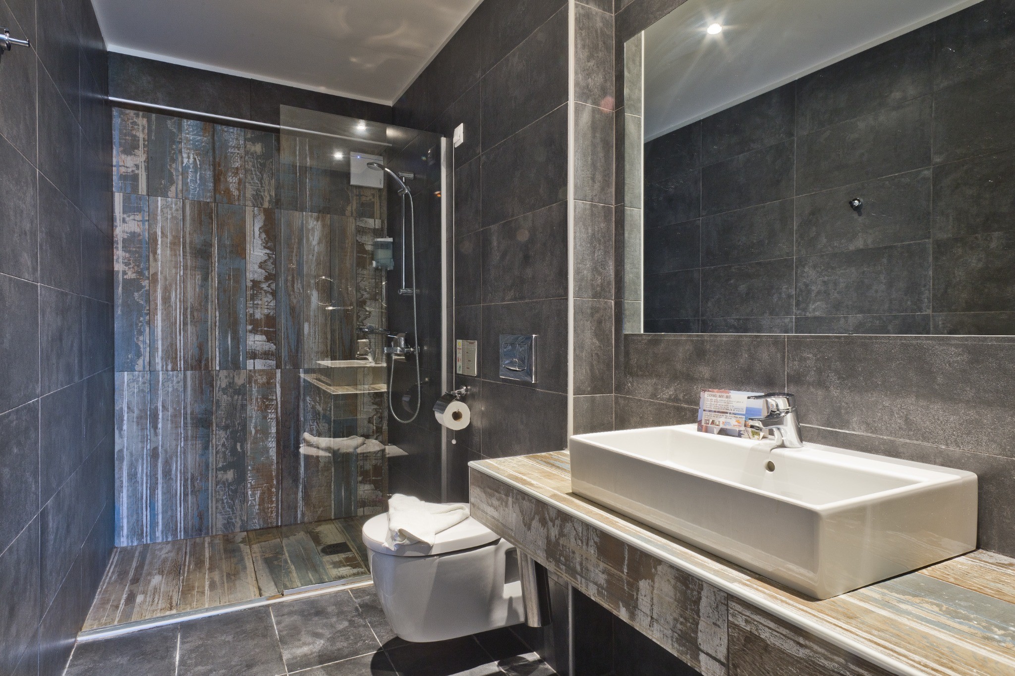 Parasol Luxury Hotel & Suites  20