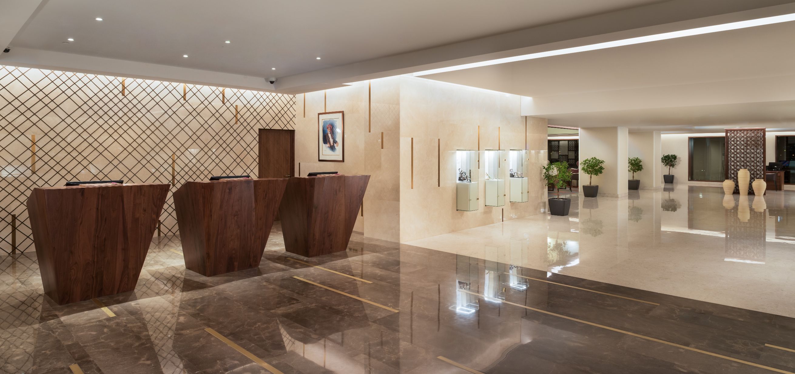 Crowne Plaza Muscat 2