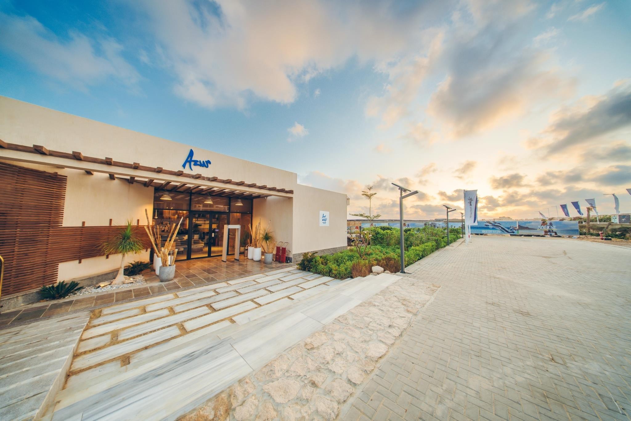 Azur White Resort 22