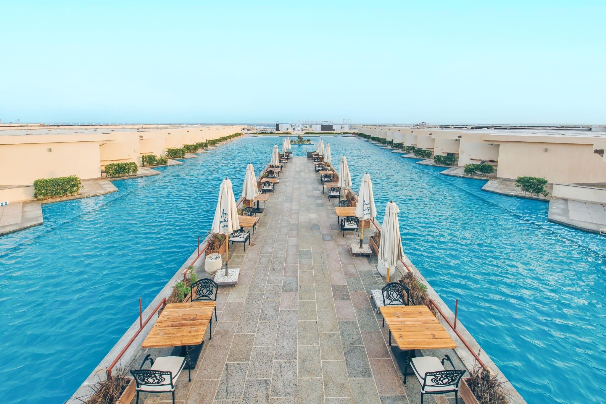 Azur White Resort 1