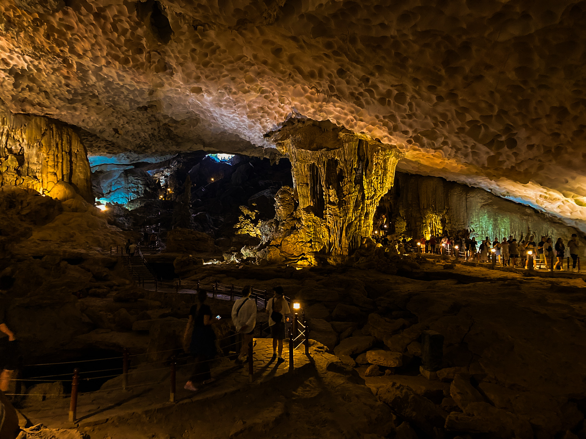 Vietnam v kocke – dračie zuby, cisárske mestá a moderný Saigon 26