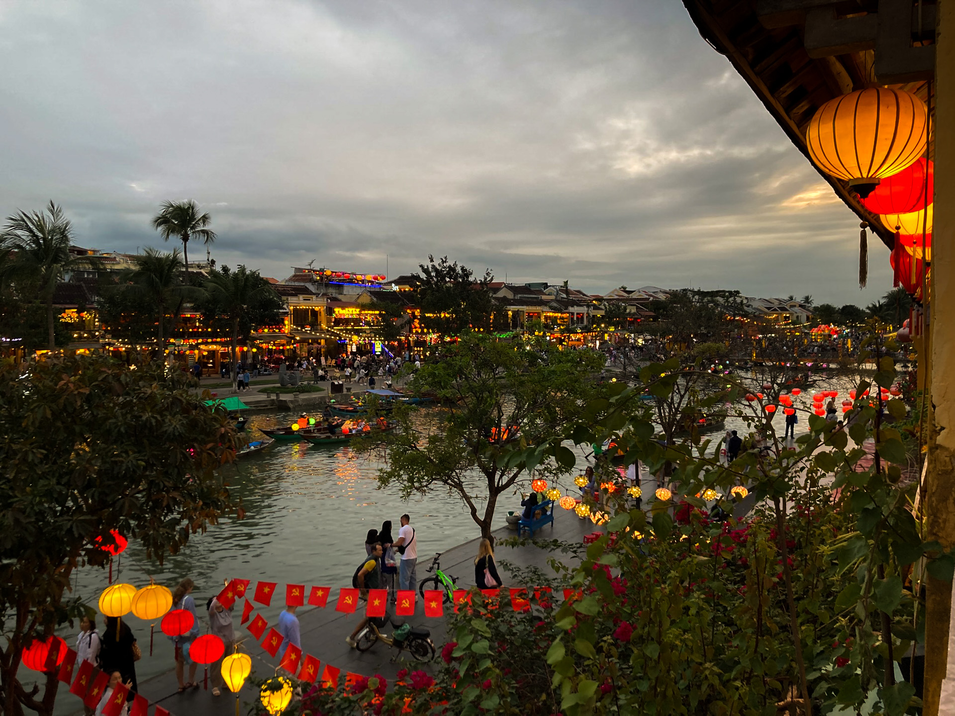 Vietnam v kocke – dračie zuby, cisárske mestá a moderný Saigon 34