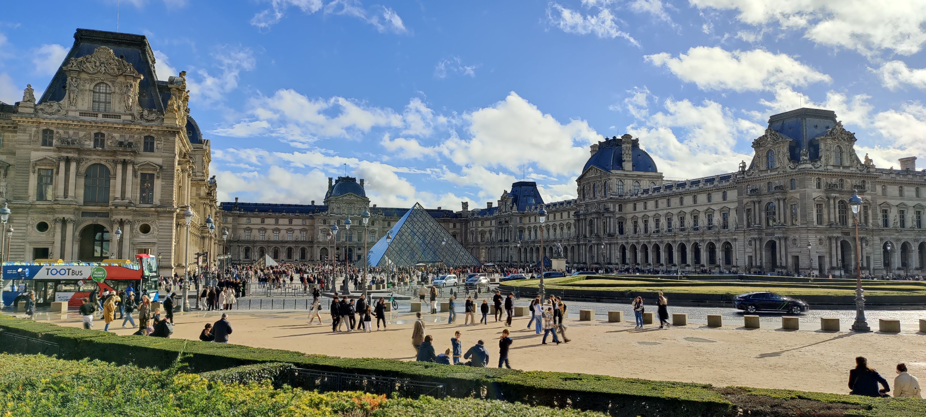 Potulky Parížom - let 41