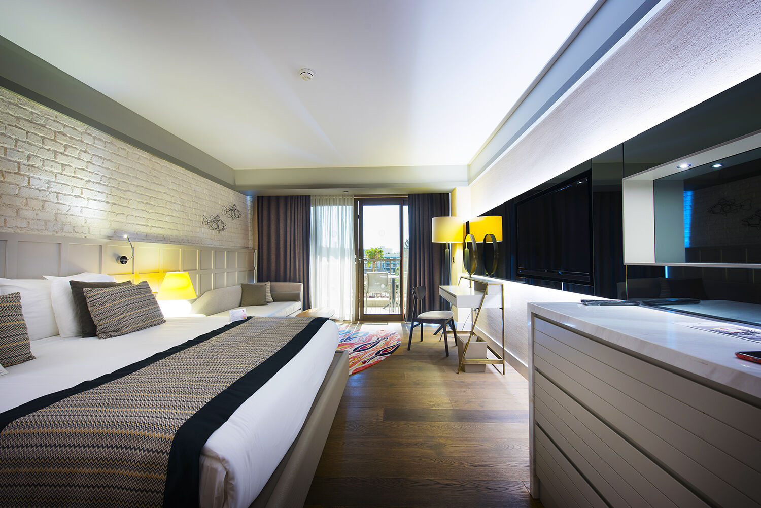 Barut Acanthus & Cennet 10